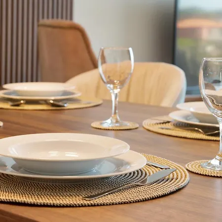 Sunset Bliss アパート *